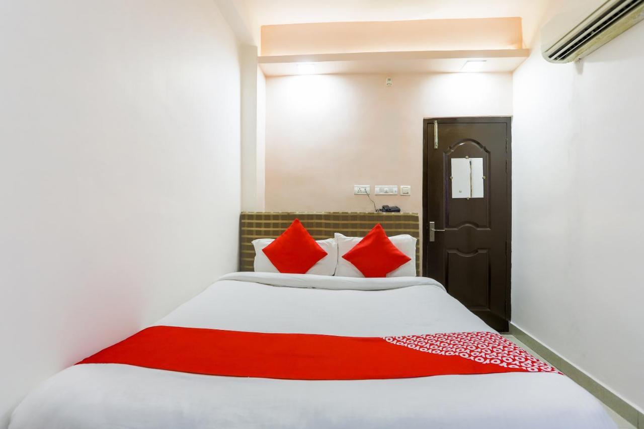 Oyo 943 The Hotel Swastik Inn Varanasi Eksteriør bilde